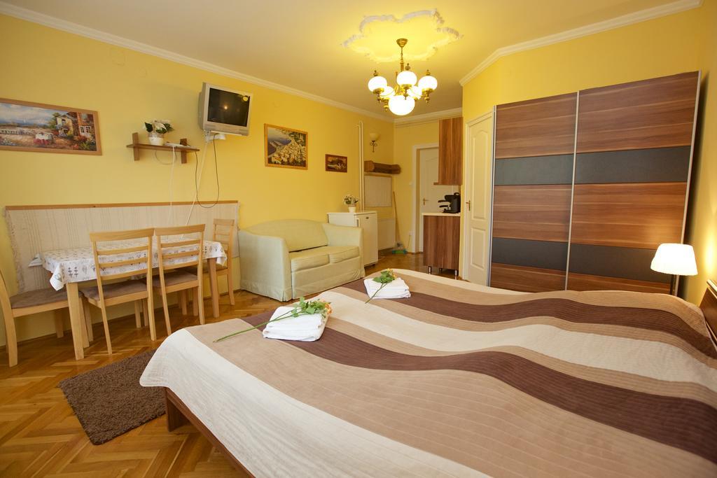 Főnix Apartman Apartman Hajdúszoboszló Kültér fotó